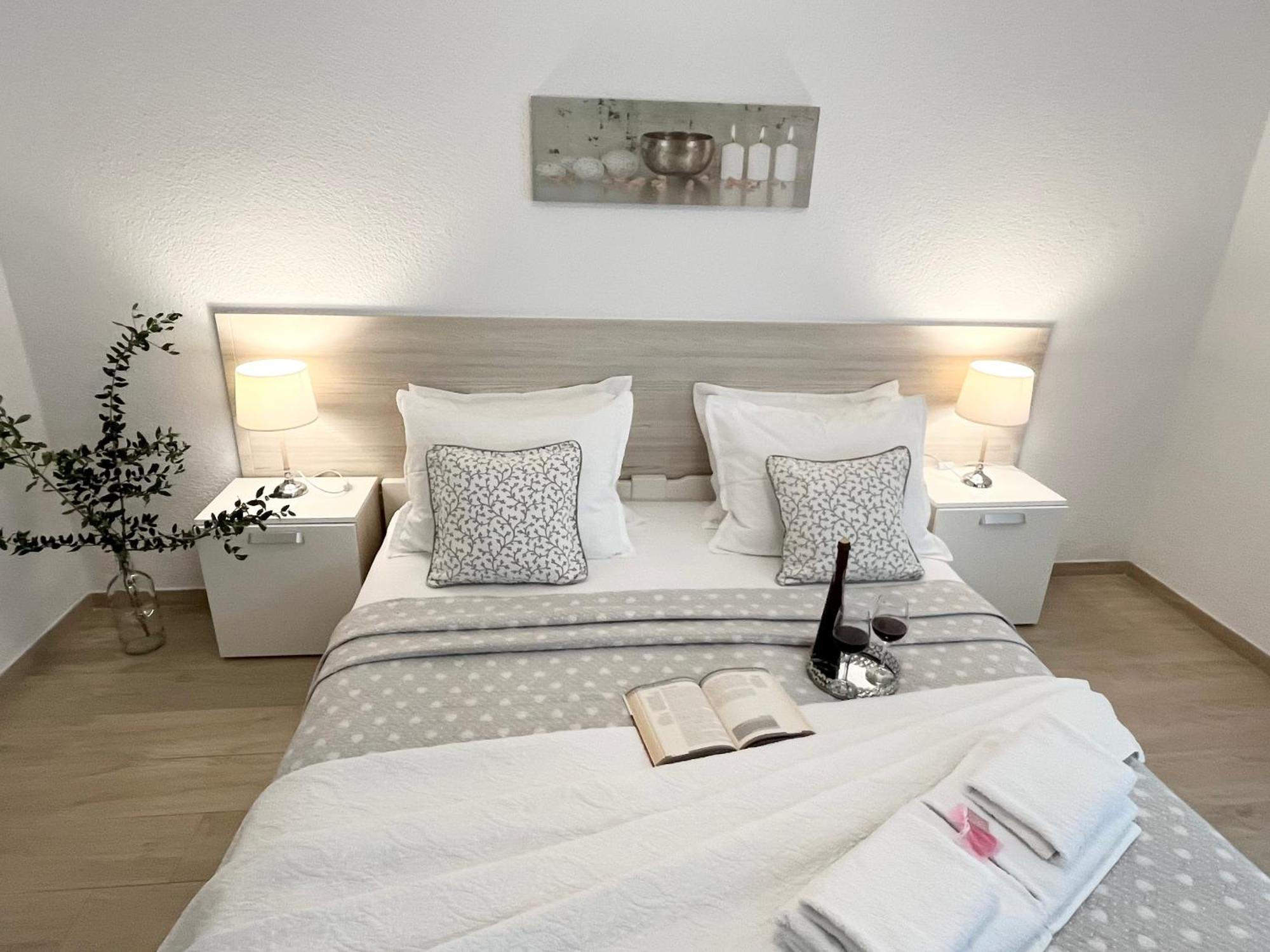 Apartments Irma Baška Voda Buitenkant foto