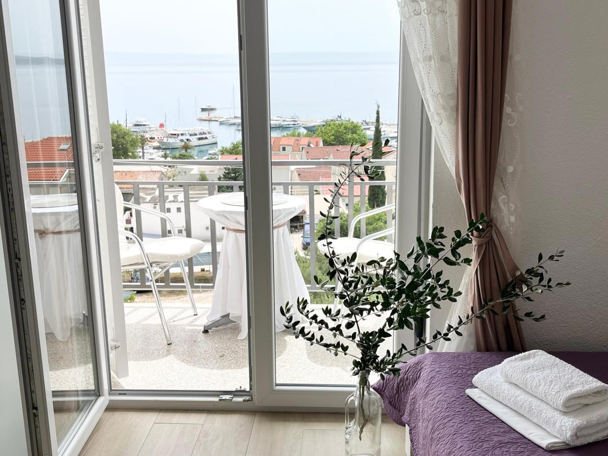 Apartments Irma Baška Voda Buitenkant foto