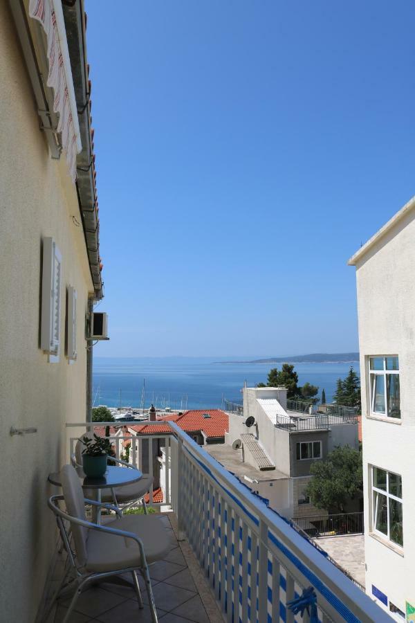 Apartments Irma Baška Voda Buitenkant foto