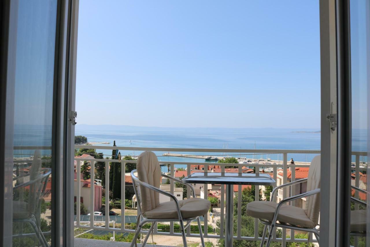 Apartments Irma Baška Voda Buitenkant foto