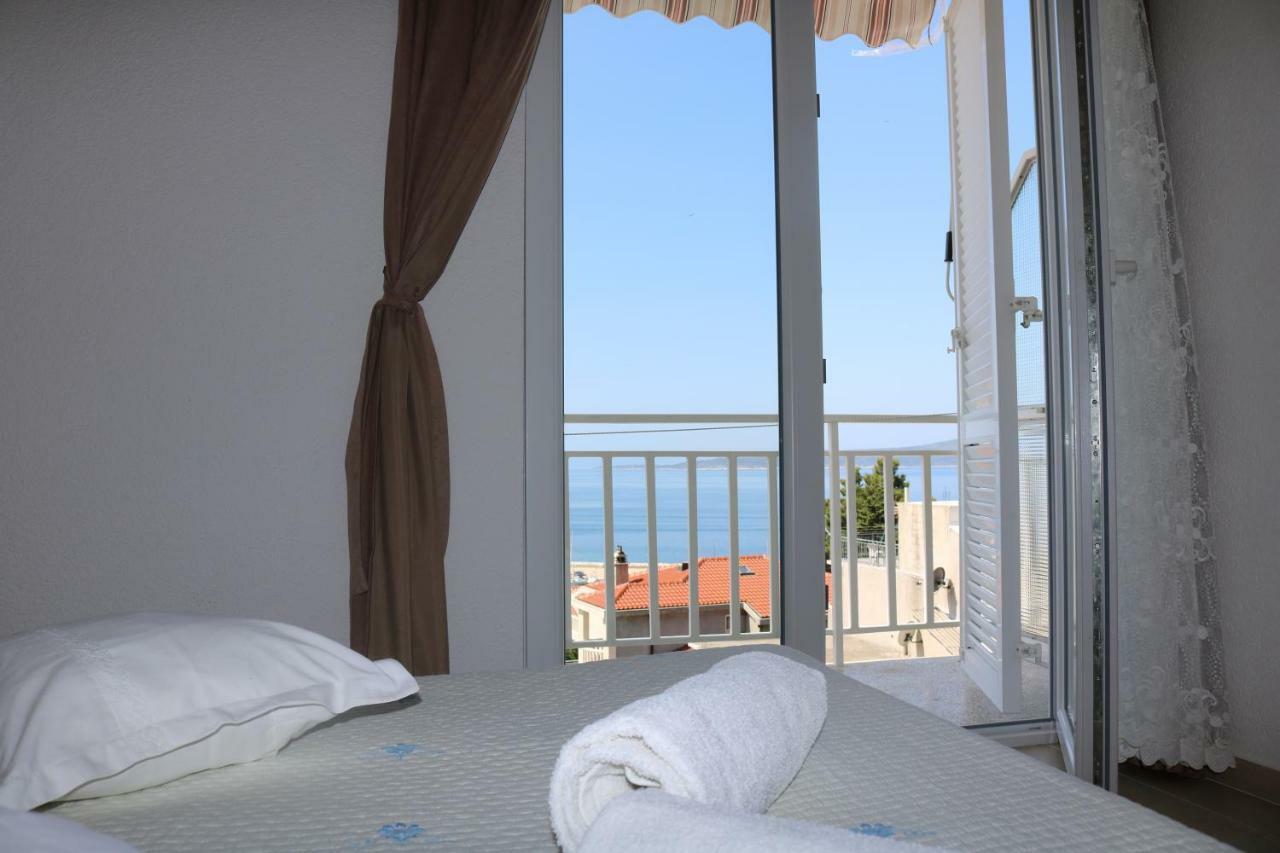 Apartments Irma Baška Voda Buitenkant foto